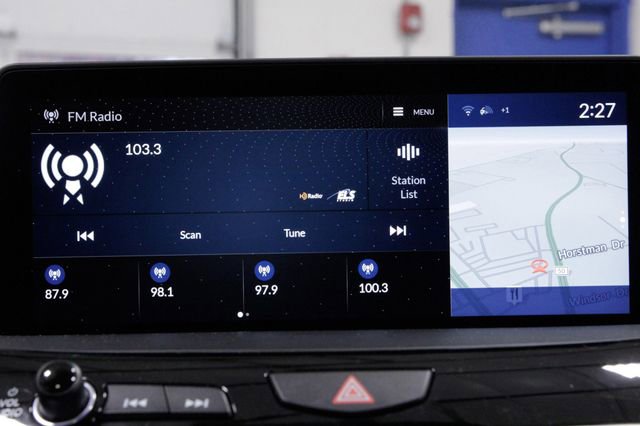 Used 2025 Acura RDX w/ Technology Package image 38