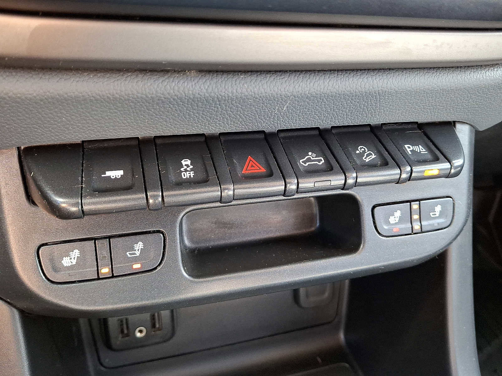 Used 2020 Chevrolet Colorado Z71 image 25