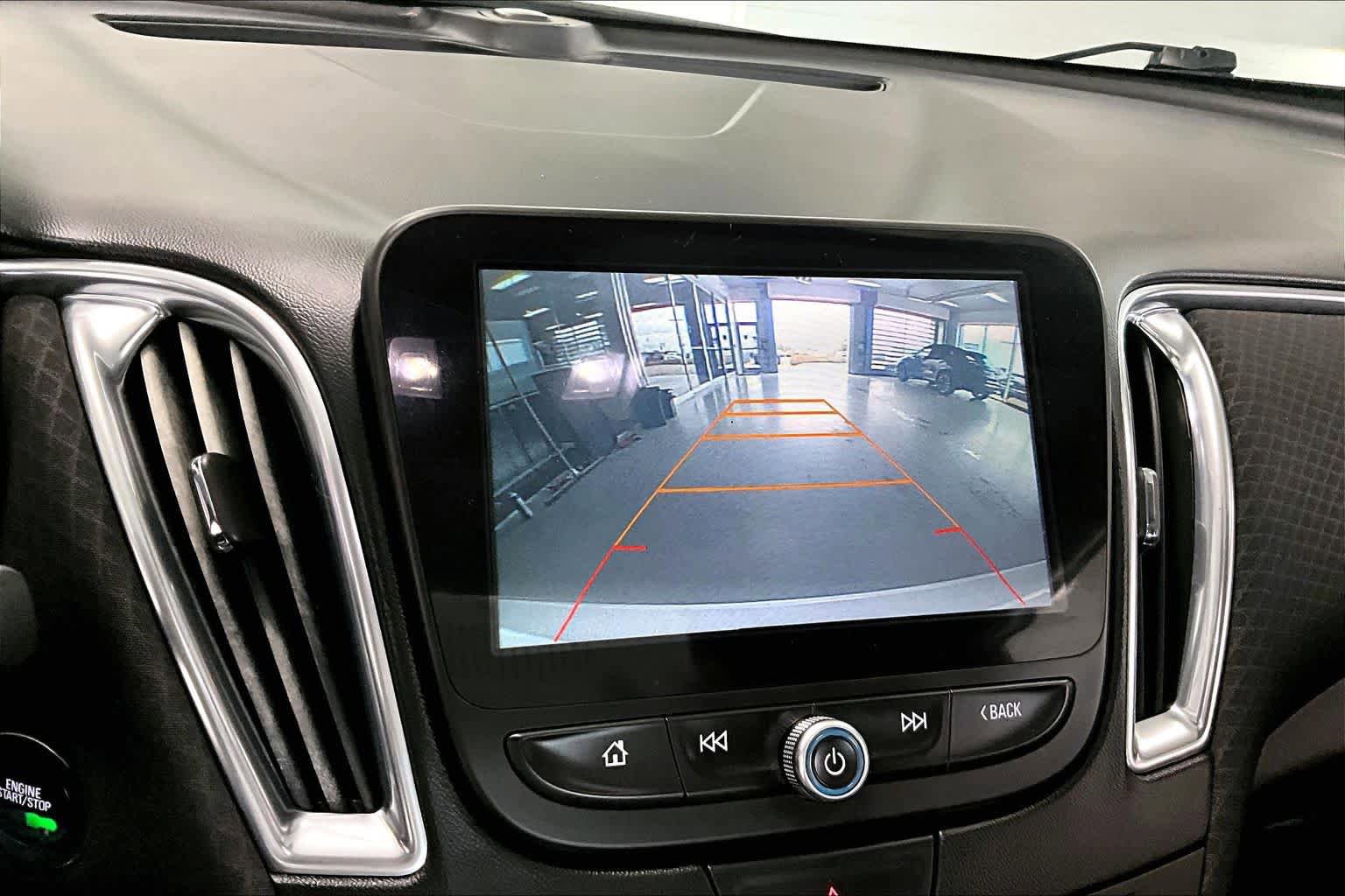 Used 2016 Chevrolet Malibu LT FWD image 24