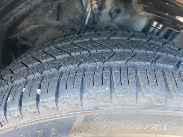 Used 2019 Toyota RAV4 Limited w/ Cold Weather Package FWD image 31