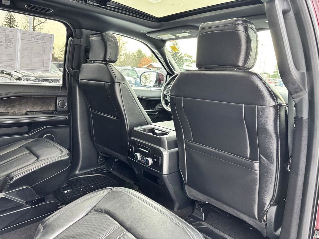 Used 2020 Ford Expedition Max Limited w/ Special Edition Package image 20
