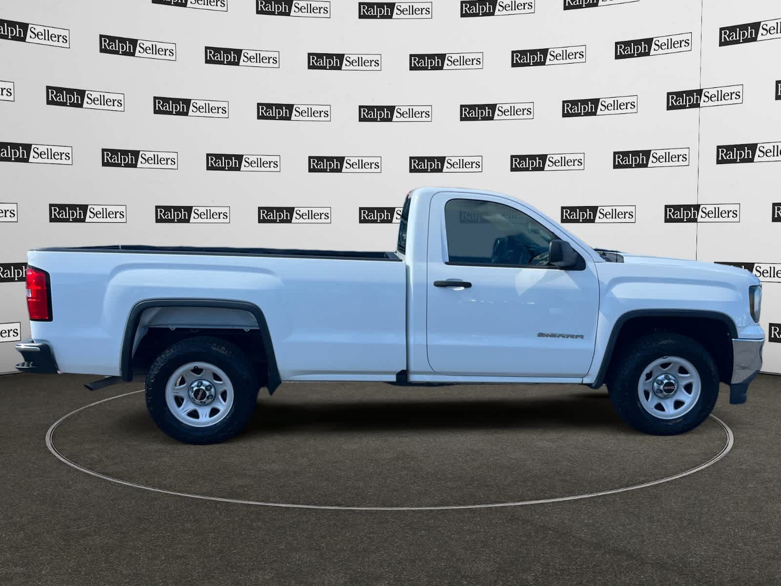 Used 2016 GMC Sierra 1500 2WD Regular Cab image 6