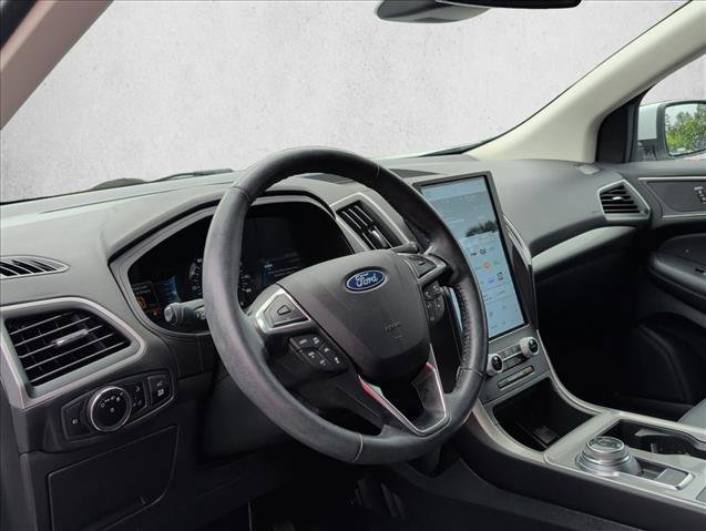 Used 2023 Ford Edge SEL w/ Convenience Package AWD/4WD image 9