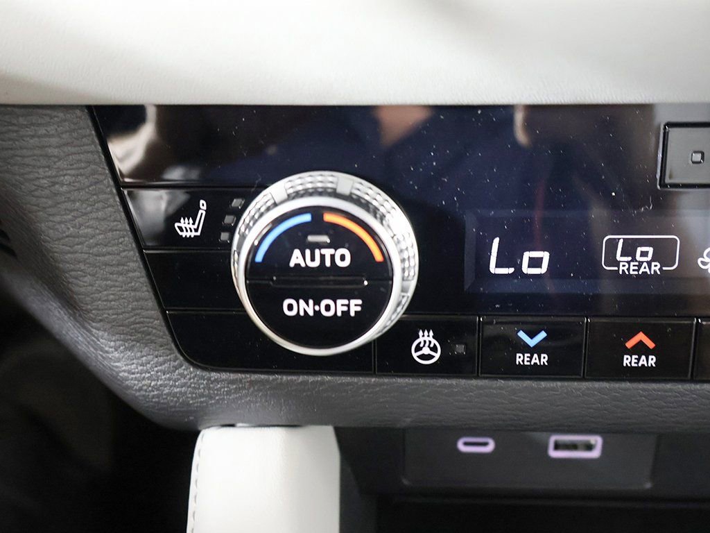 New 2025 Mitsubishi Outlander SEL AWD/4WD image 55