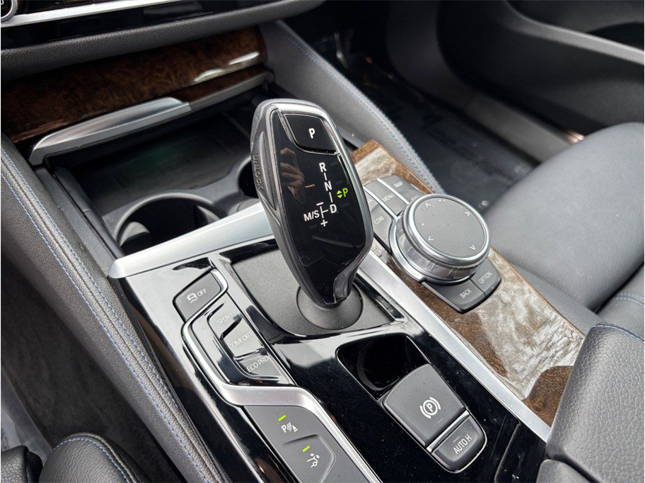 Used 2019 BMW 640i Gran Turismo xDrive w/ M Sport Package image 40