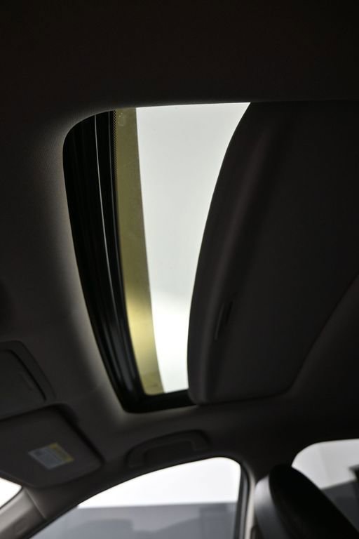 Used 2015 Honda Crosstour EX-L image 18