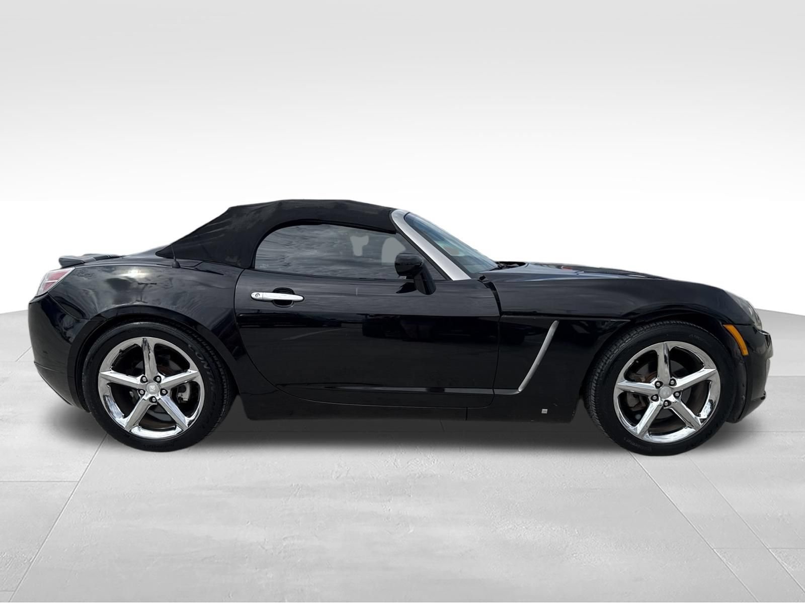 Used 2007 Saturn Sky Red Line RWD image 4