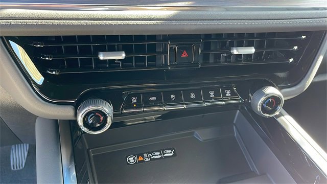 New 2026 Chevrolet Suburban LT w/ Comfort Package image 18