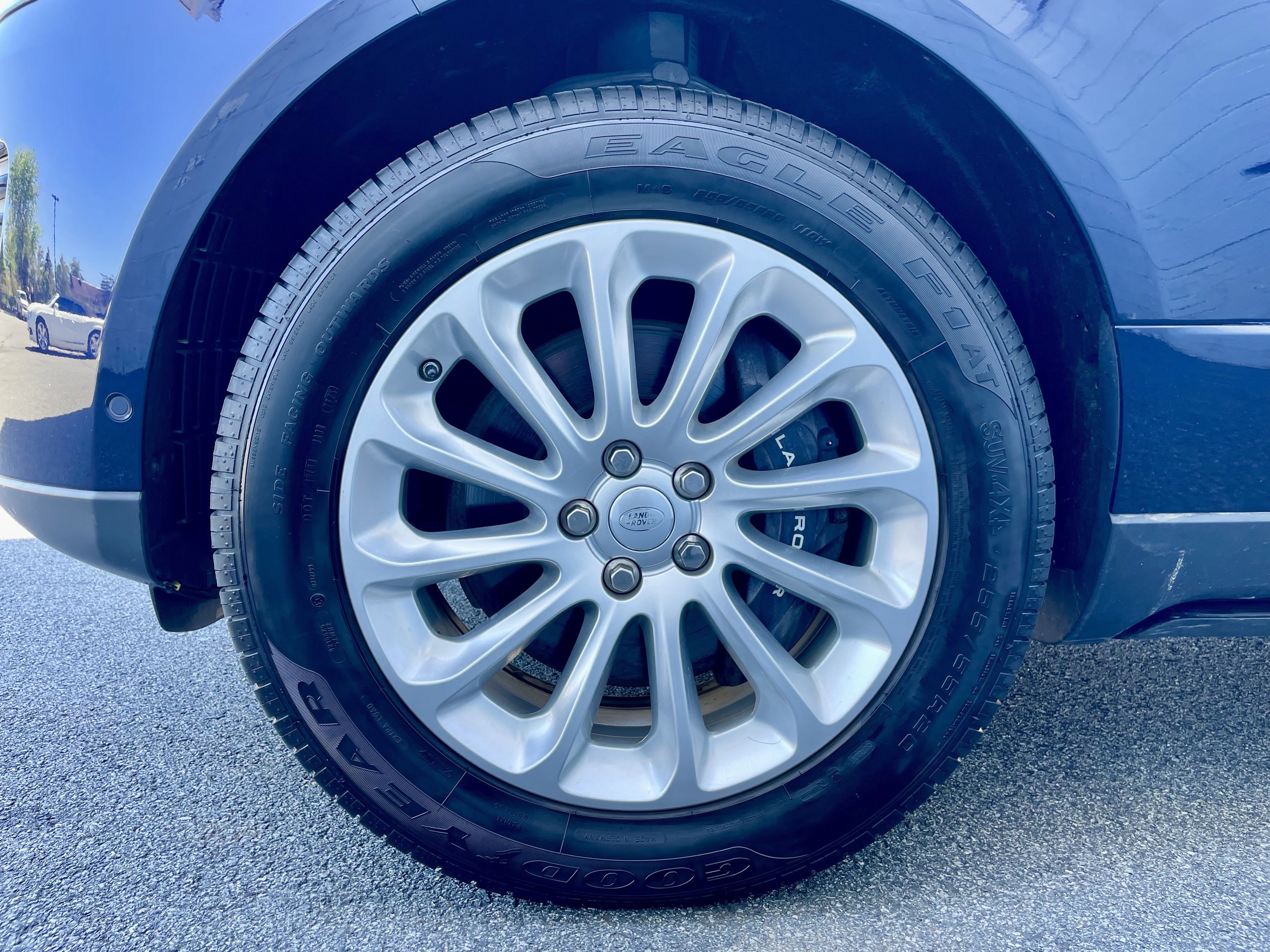 Used 2019 Land Rover Range Rover HSE AWD/4WD image 9