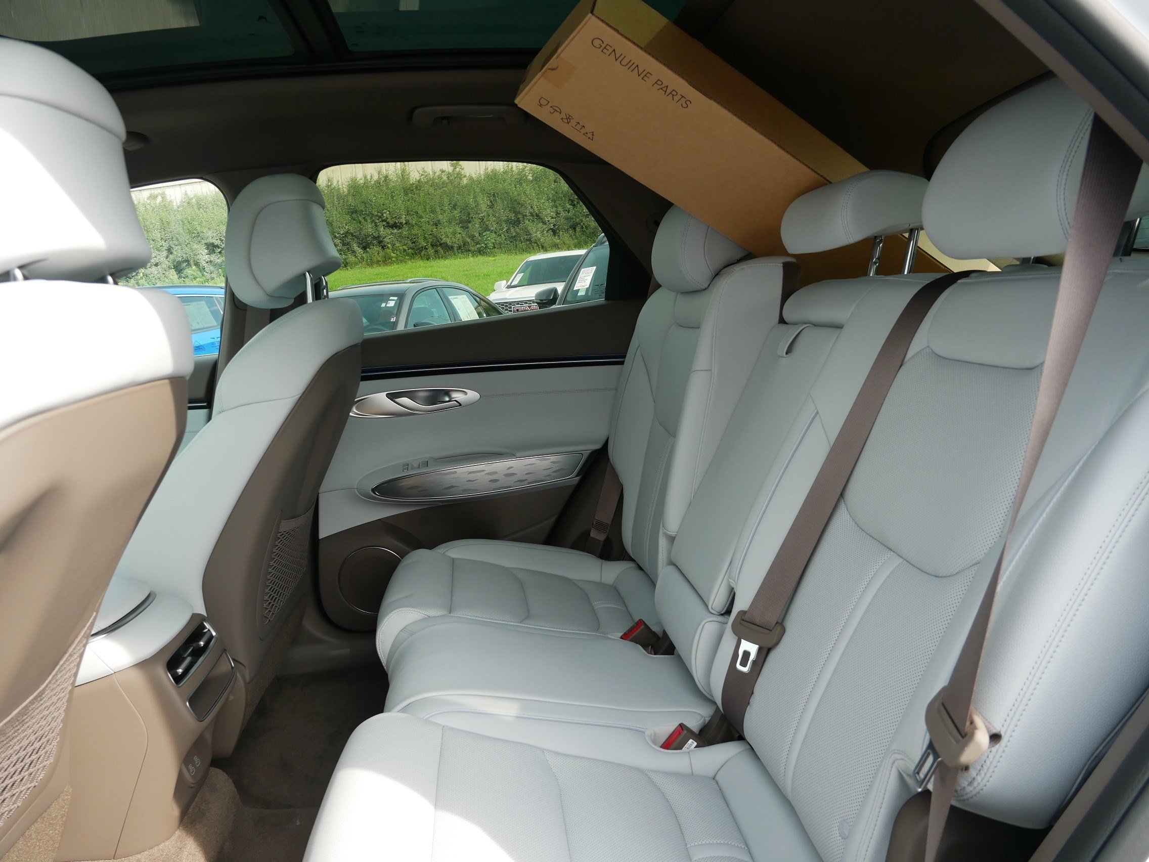 New 2026 Genesis Electrified GV70 image 5