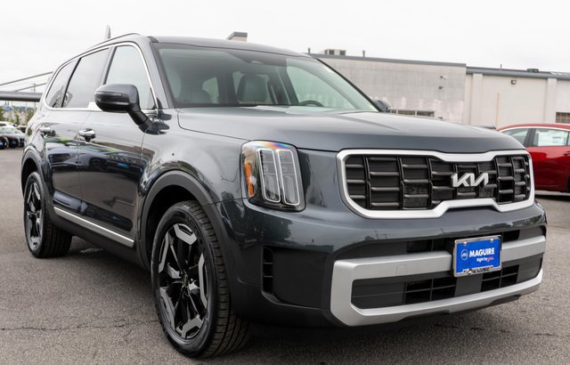 Used 2024 Kia Telluride S w/ S Sunroof Package AWD/4WD image 4