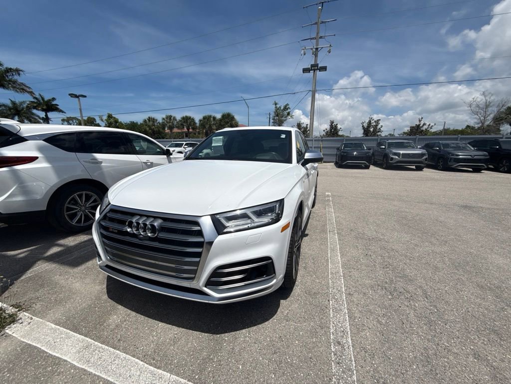 Used 2018 Audi SQ5 Prestige AWD/4WD image 5