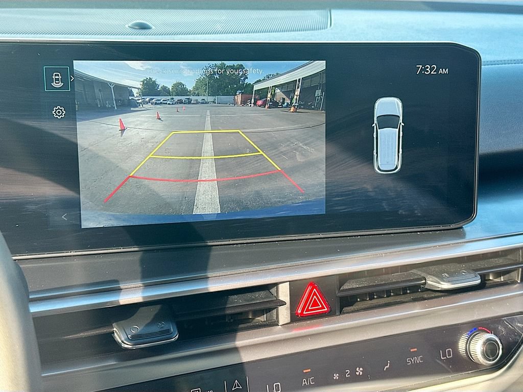 Certified 2025 Kia Sorento S w/ Panoramic Sunroof Package FWD image 14