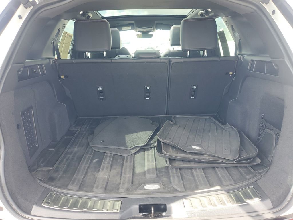 Used 2023 Land Rover Discovery Sport S R-Dynamic image 8