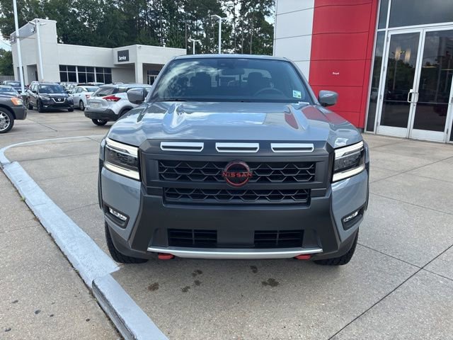 Used 2025 Nissan Frontier Pro-X RWD image 2