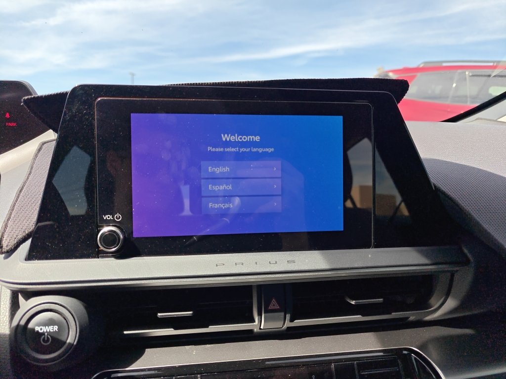 Used 2023 Toyota Prius LE image 19