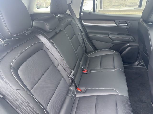 New 2026 GMC Terrain Denali w/ LPO, Floor Liner Package image 31