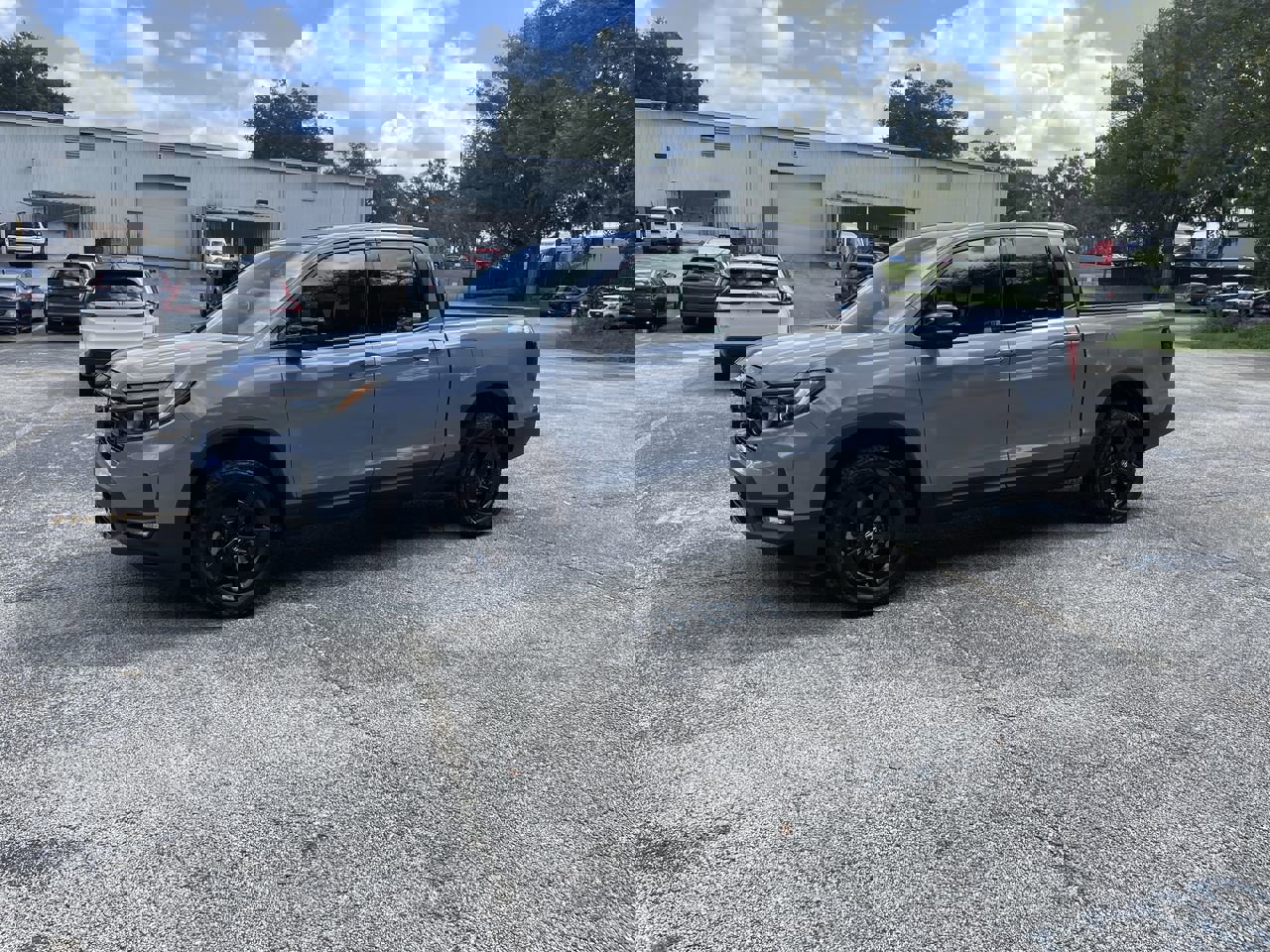 New 2026 Honda Ridgeline Black Edition image 2
