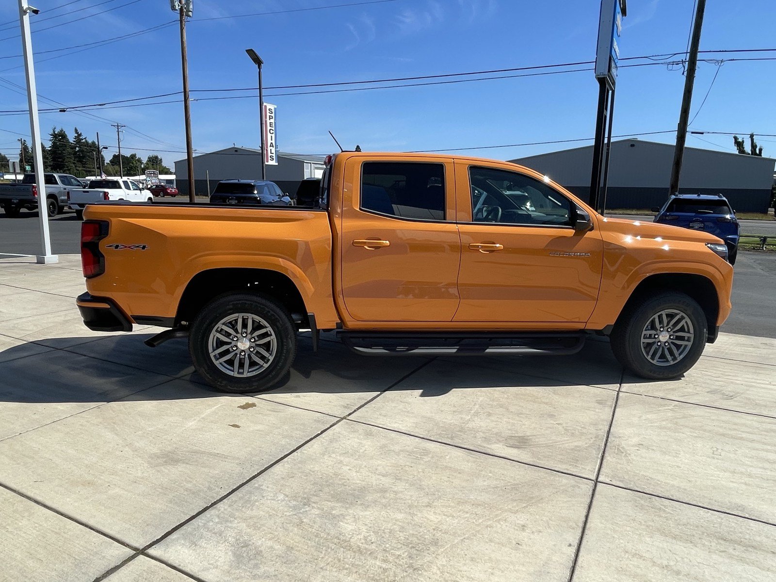 New 2026 Chevrolet Colorado LT w/ LT Convenience Package AWD/4WD image 6