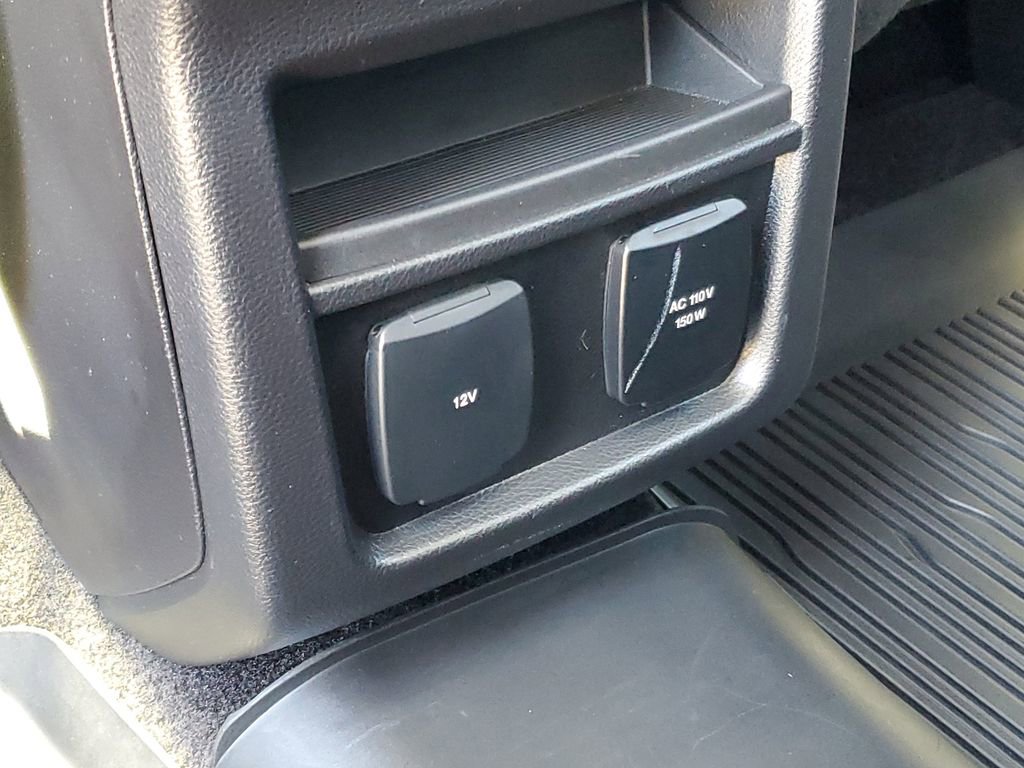 Used 2018 Ford Edge SEL w/ Equipment Group 201A AWD/4WD image 30