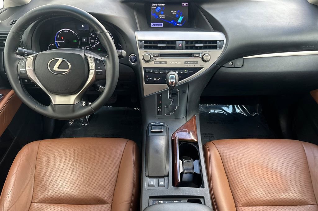 Used 2015 Lexus RX 450h AWD image 13