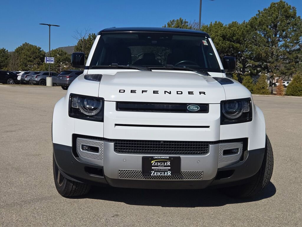 Used 2023 Land Rover Defender 110 SE AWD/4WD image 4