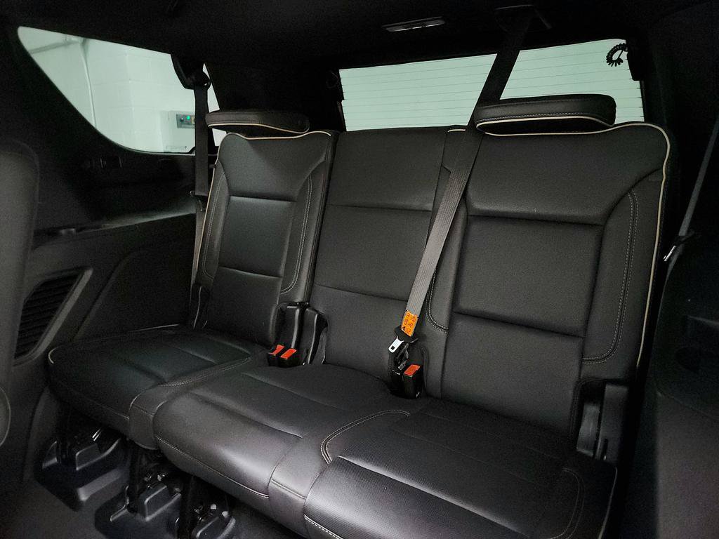 Used 2023 Chevrolet Tahoe Premier AWD/4WD image 23