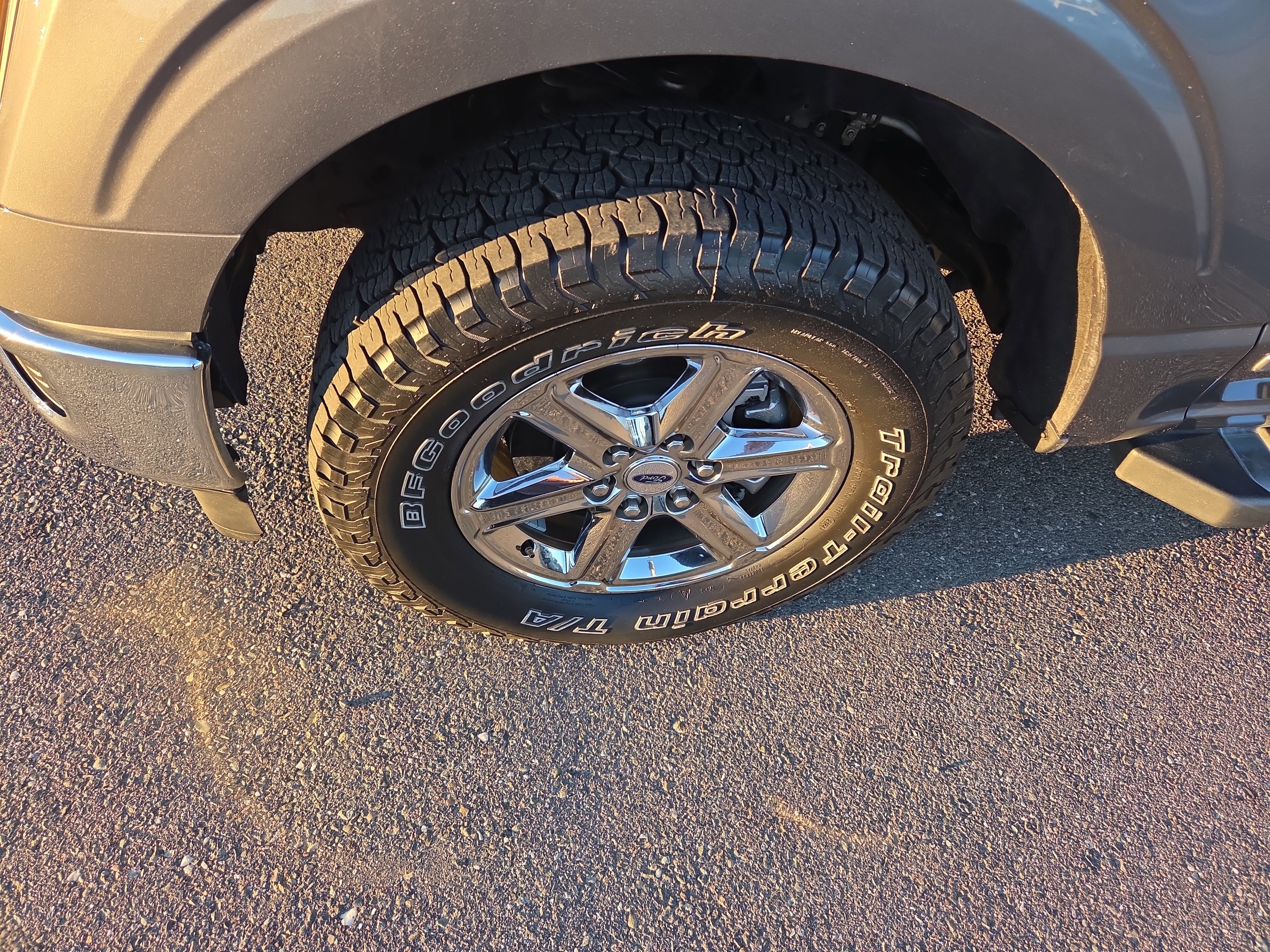 Used 2024 Ford F150 XLT w/ Mobile Office Package image 9