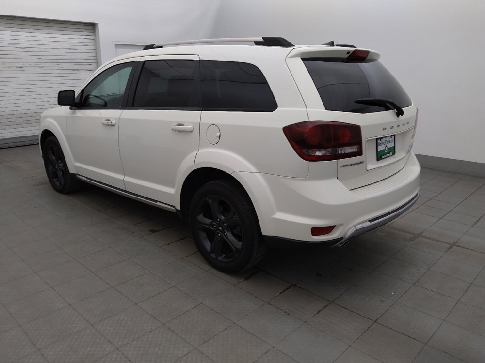 Used 2018 Dodge Journey Crossroad FWD image 3