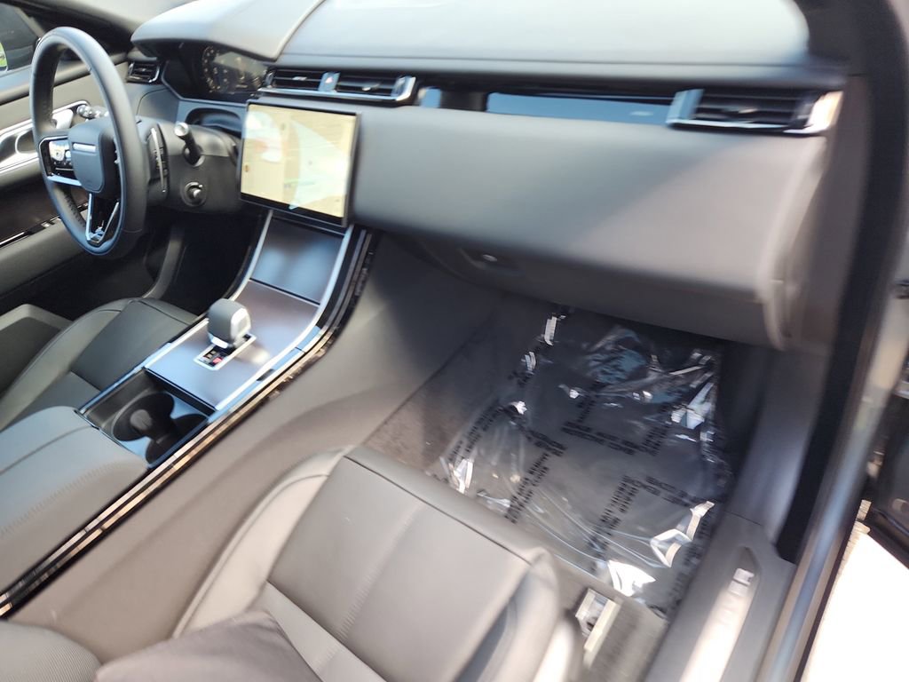 New 2026 Land Rover Range Rover Velar Dynamic SE image 28