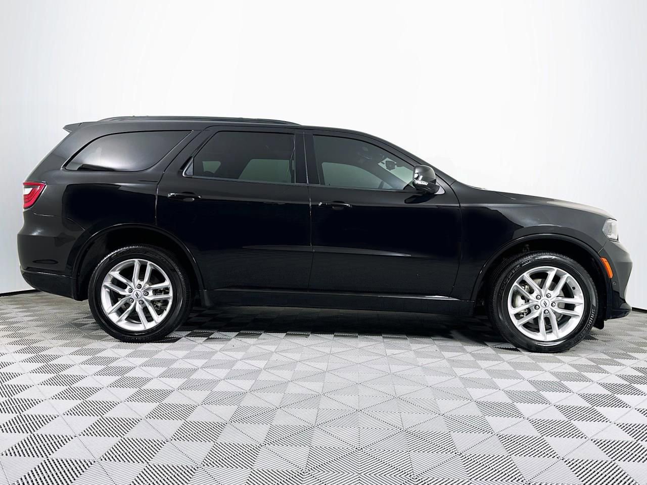 Used 2025 Dodge Durango GT image 6