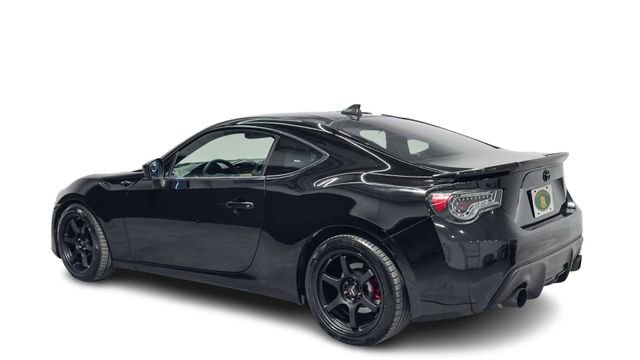 Used 2014 Scion FR-S image 4