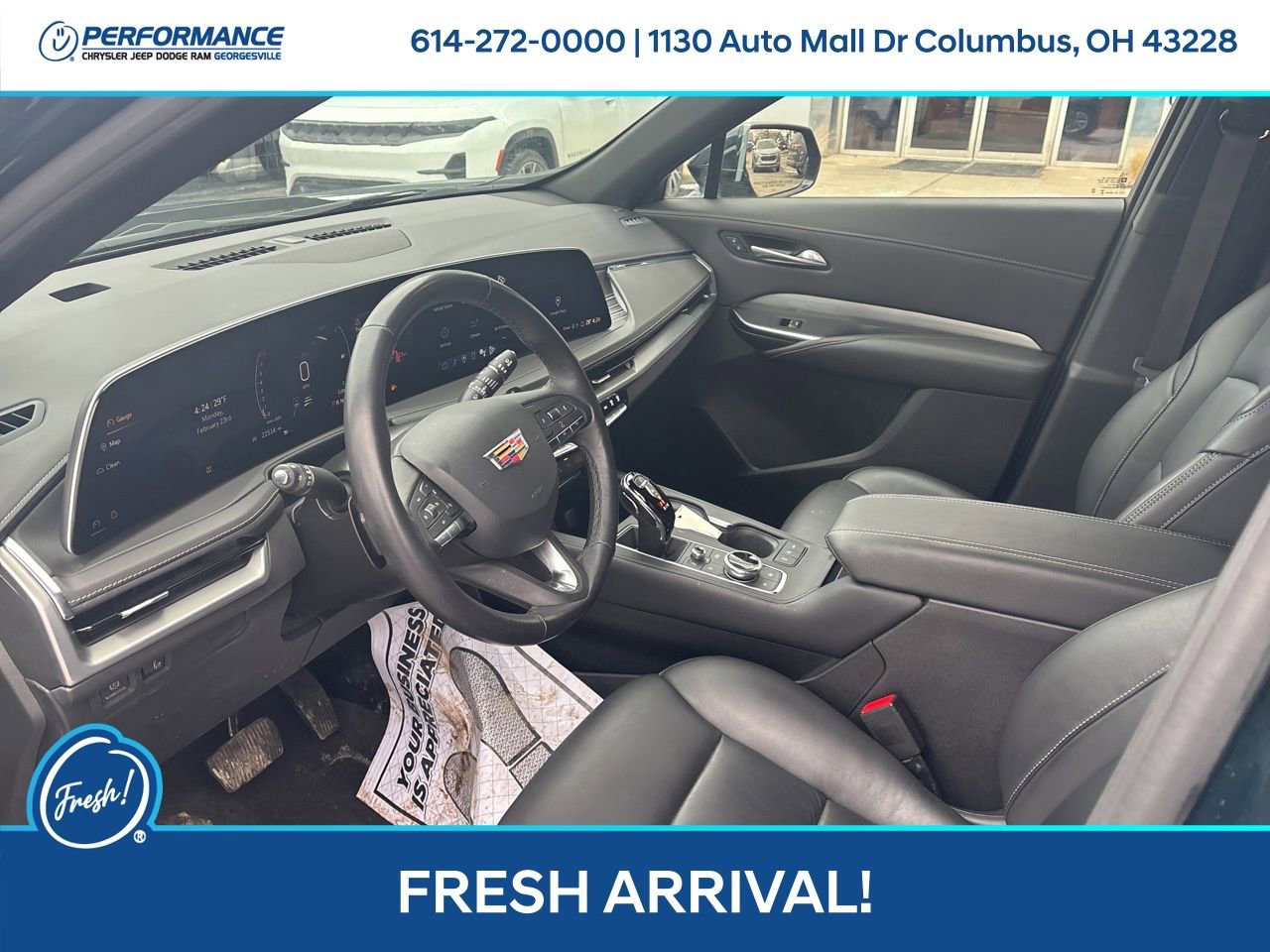 Used 2024 Cadillac XT4 Premium Luxury image 12