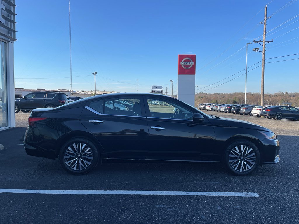 Certified 2024 Nissan Altima 2.5 SV image 21