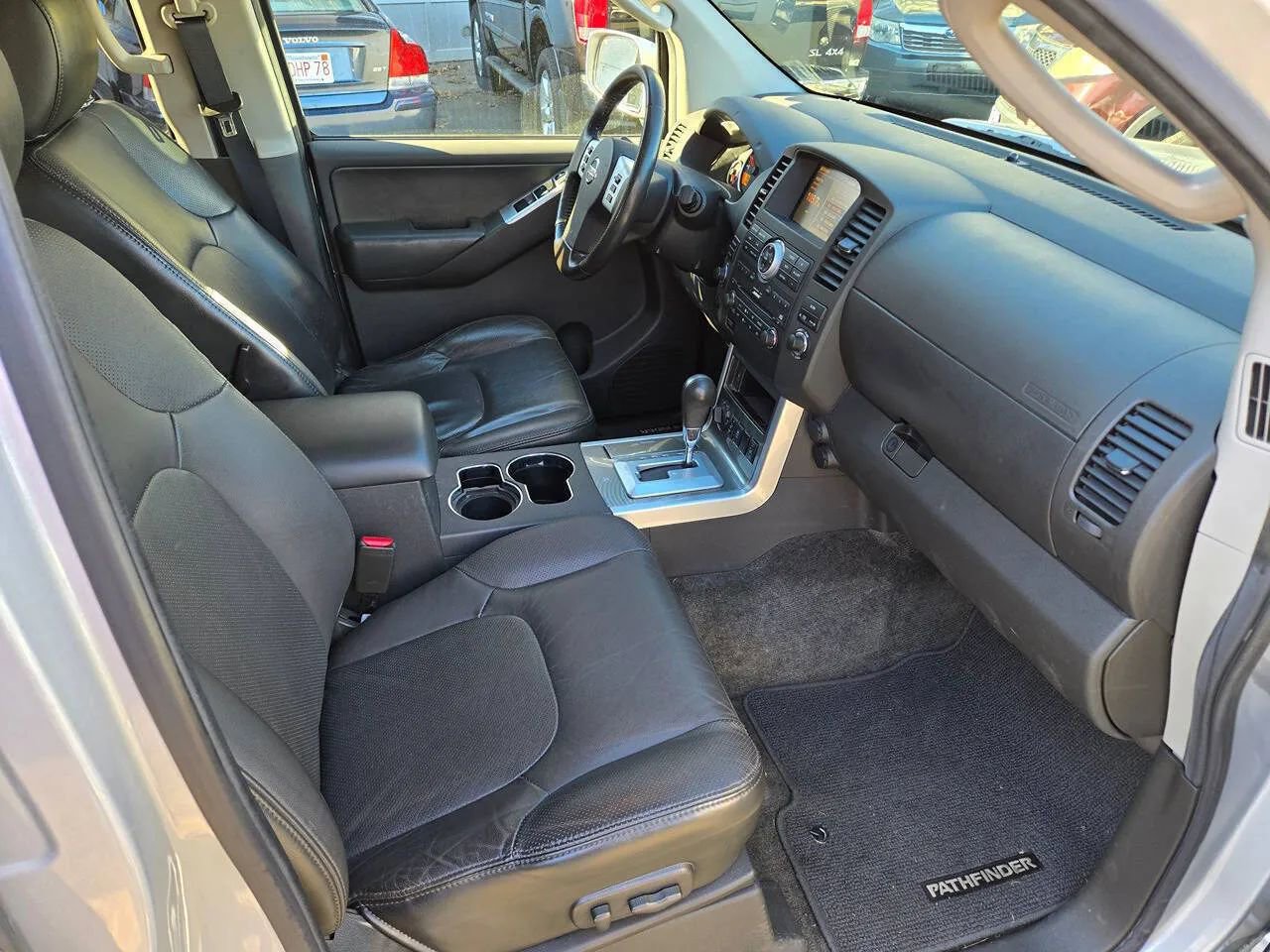 Used 2011 Nissan Pathfinder Silver image 7