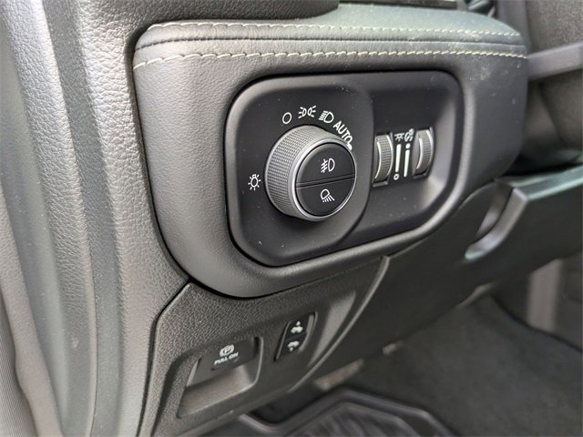 Used 2023 RAM 1500 Limited image 14
