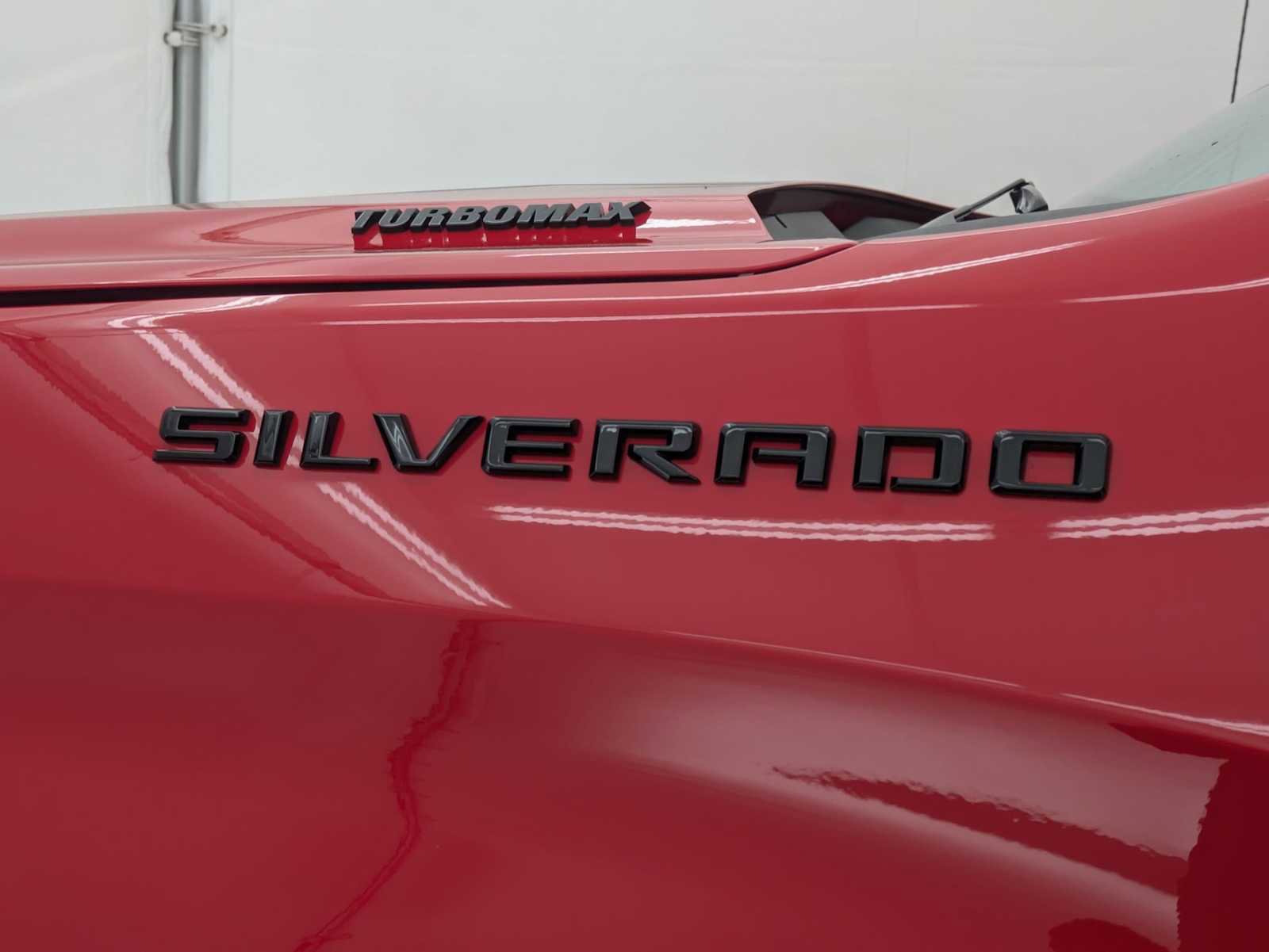 Used 2025 Chevrolet Silverado 1500 Custom w/ Rally Edition image 11