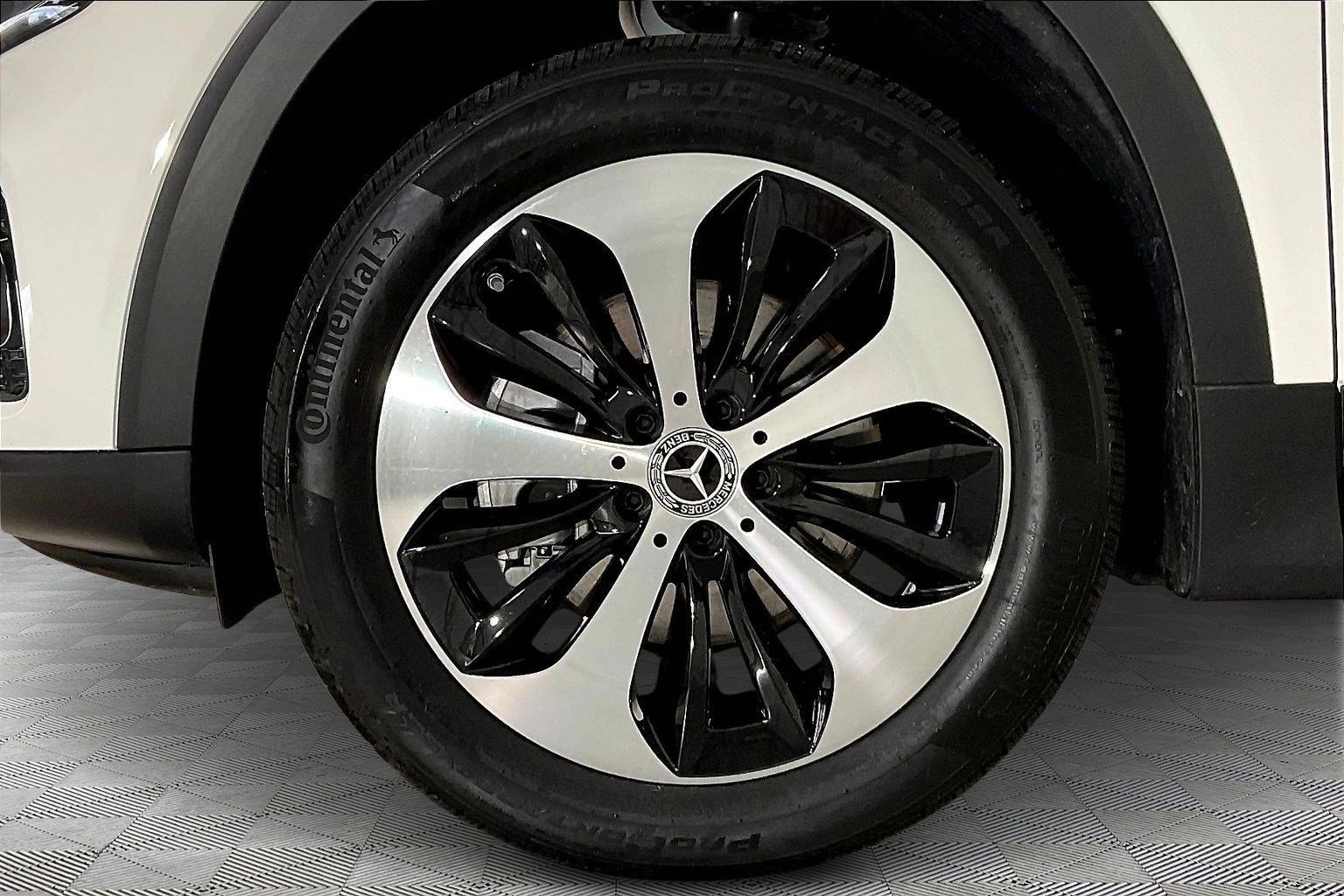 Certified 2026 Mercedes-Benz GLB 250 4MATIC image 34