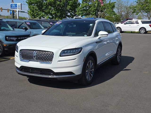 Used 2022 Lincoln Nautilus Reserve FWD image 2