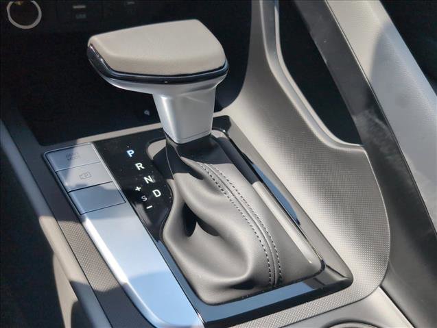New 2026 Hyundai Elantra Sport FWD image 15