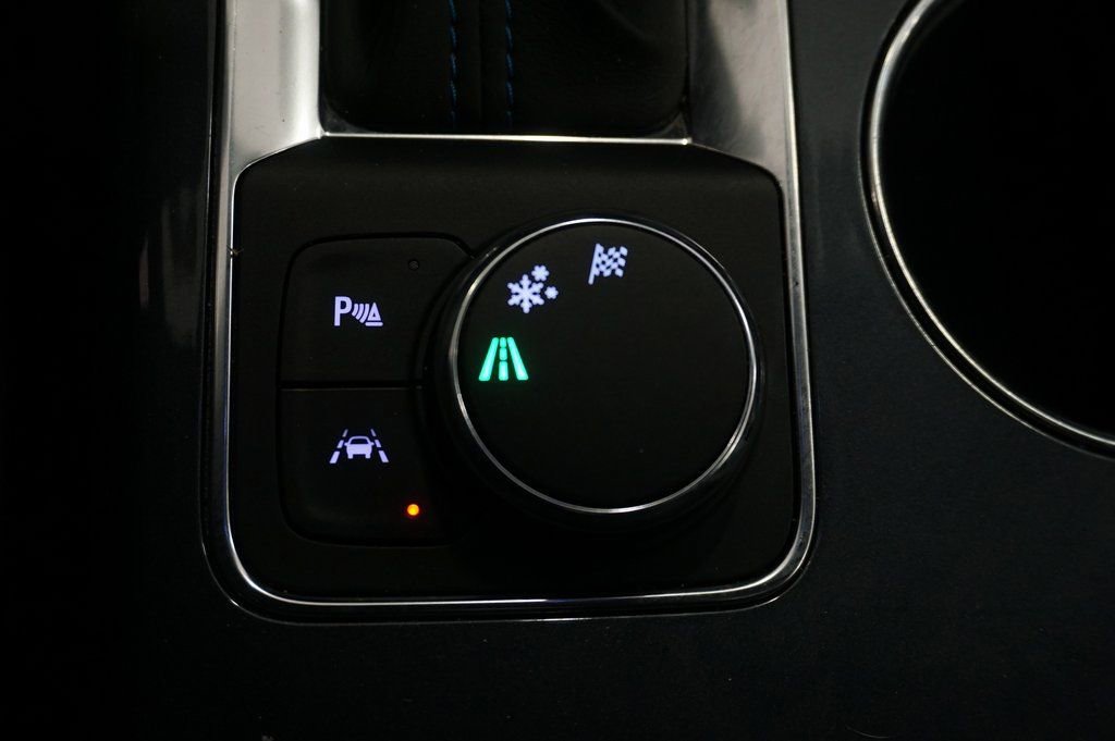 Certified 2023 Chevrolet Blazer RS w/ Enhanced Convenience Package image 19