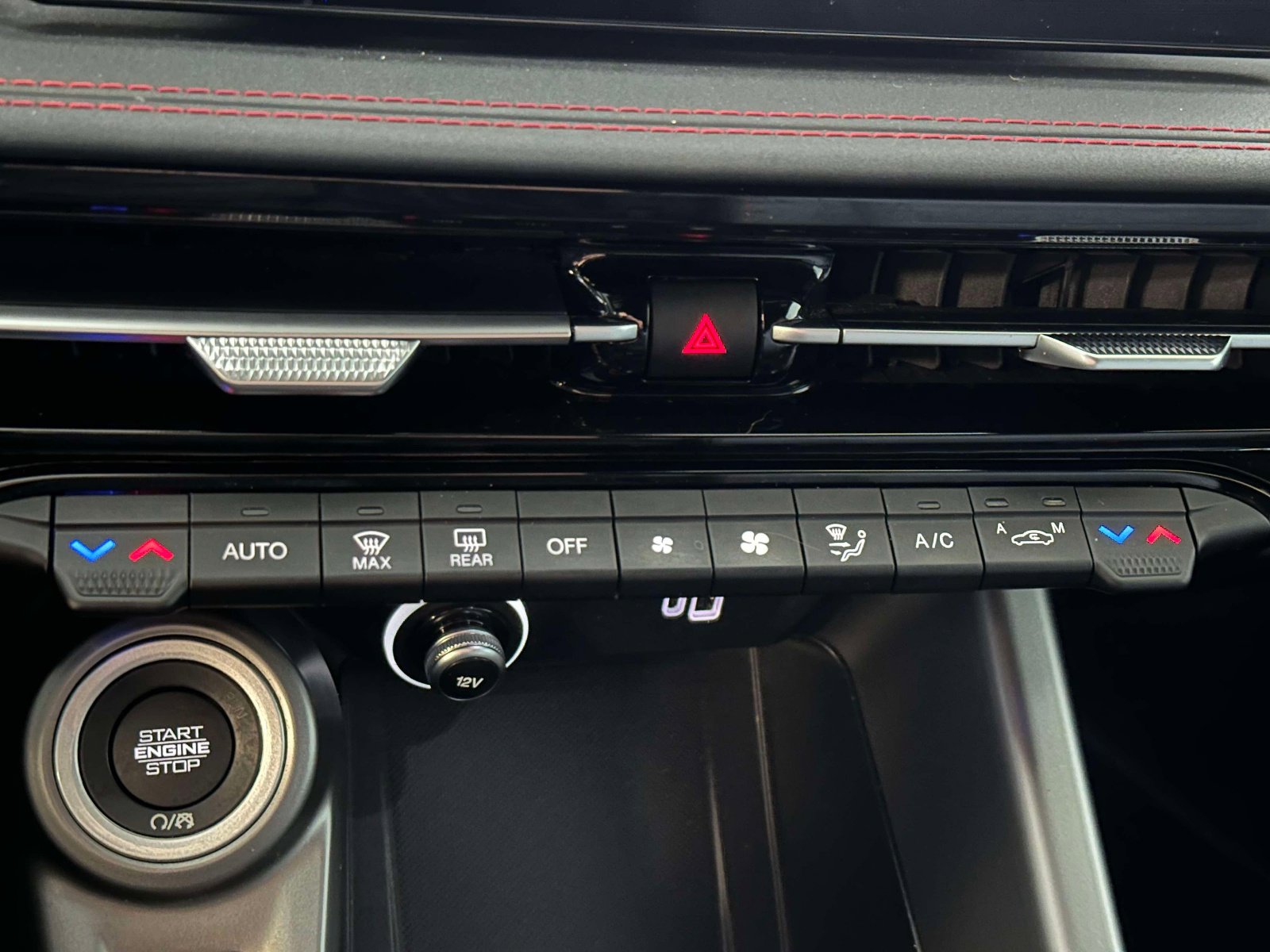 Used 2024 Dodge Hornet R/T w/ R/T Blacktop Package image 22