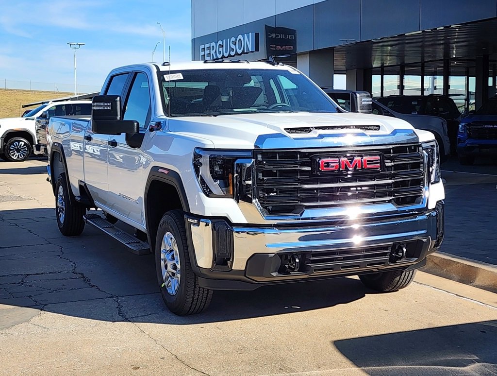 New 2026 GMC Sierra 2500 Pro image 1