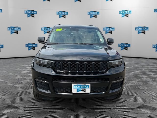 Used 2023 Jeep Grand Cherokee L Limited w/ Black Appearance Package AWD/4WD image 9