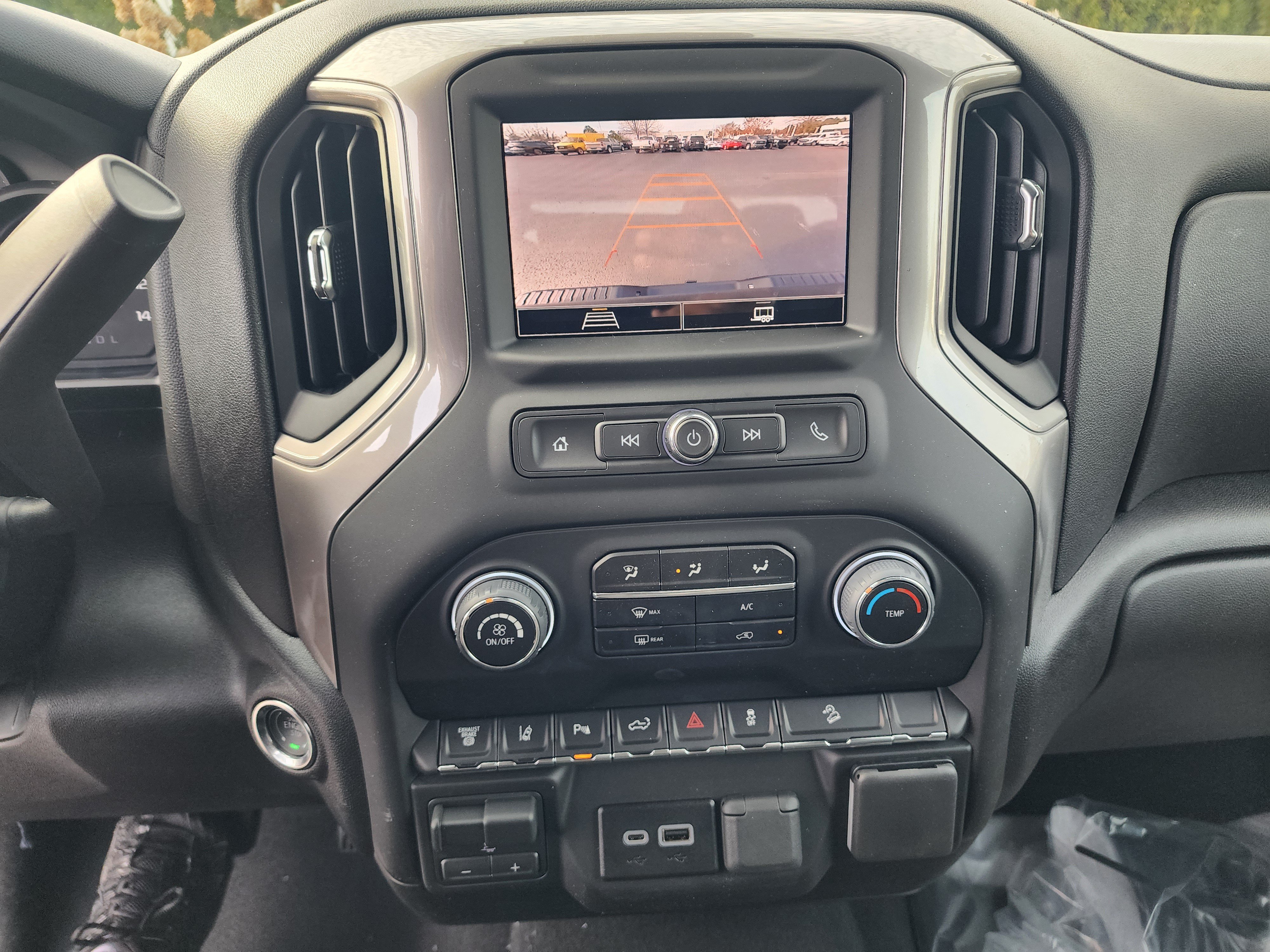 New 2026 Chevrolet Silverado 2500 Custom w/ Custom Value Package AWD/4WD image 32
