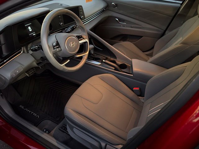 Used 2025 Hyundai Elantra Sport FWD image 26