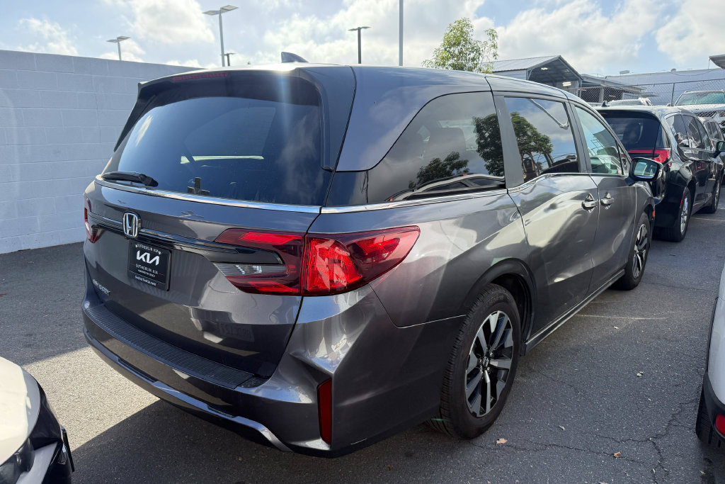 Used 2025 Honda Odyssey EX-L image 5