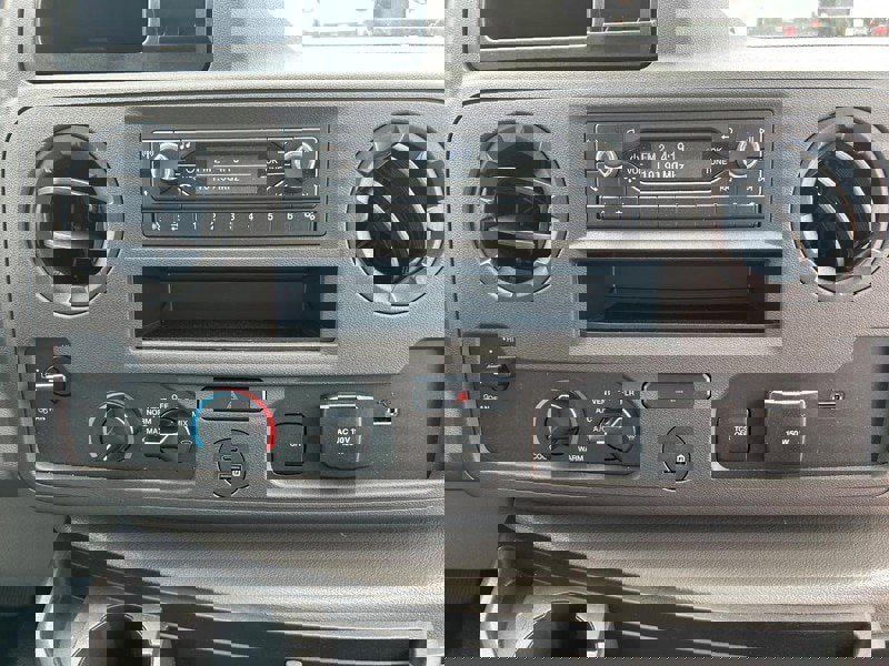 New 2026 Ford E-450 and Econoline 450 Super Duty w/ Power Equipment Group image 10
