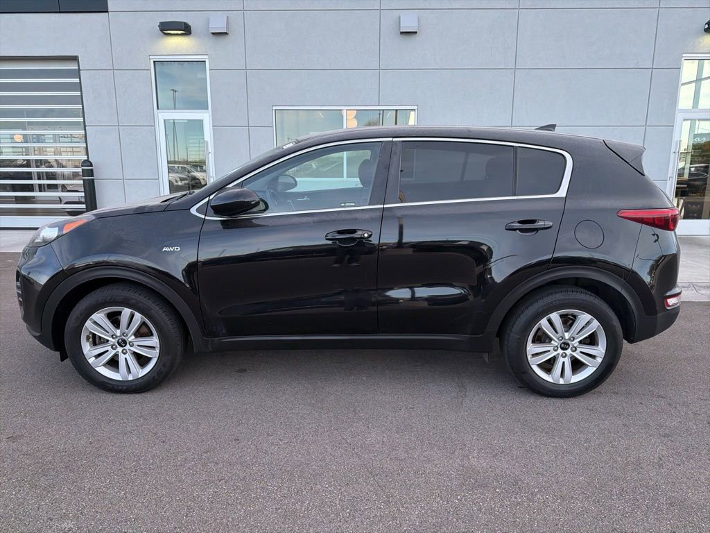 Used 2019 Kia Sportage LX AWD/4WD image 3