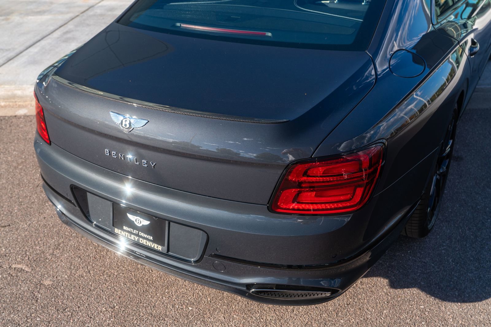 New 2025 Bentley Flying Spur Plug-In Hybrid image 15